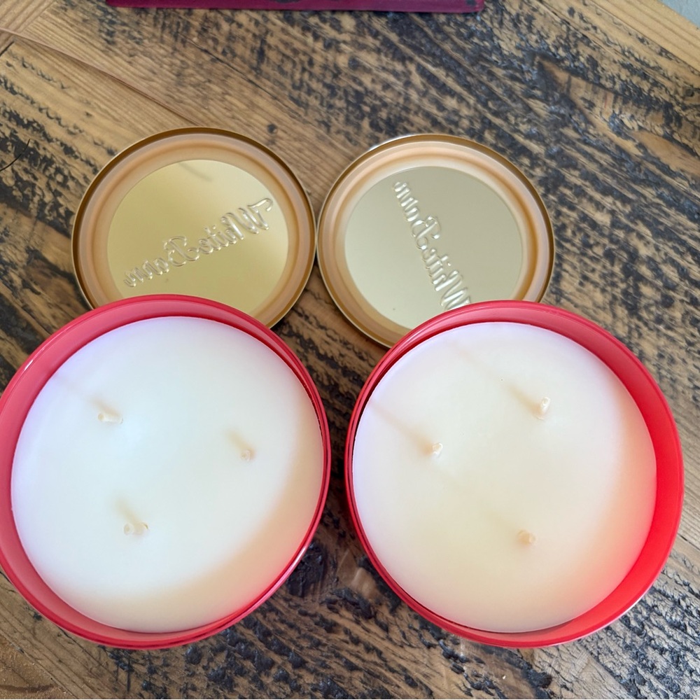 White Barn bath and body works Pumpkin Apple Candle - Red lot of 2 NIB - Picture 3 of 4